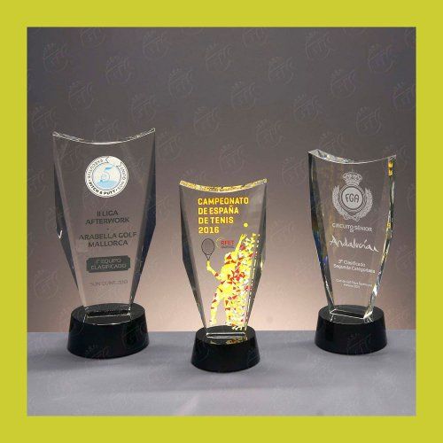 comprar trofeos de cristal